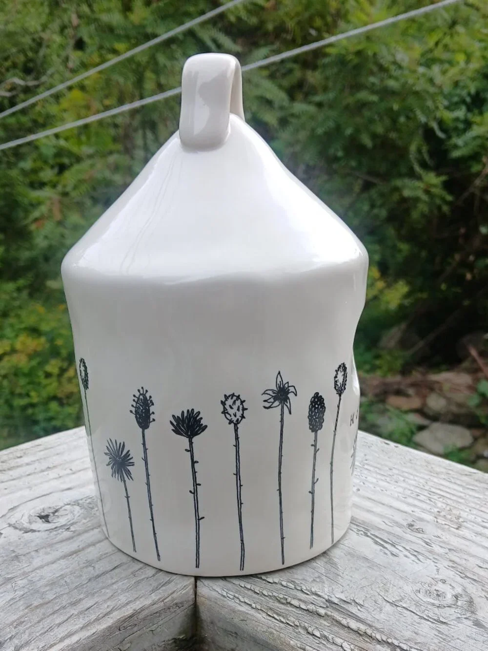 Rae Dunn Magenta M Studios Exclusive Round HOME Birdhouse Wildflower 21 Stems